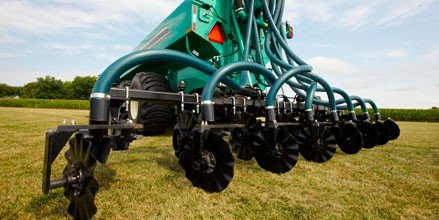 Hot Topic: Manure Injection Systems